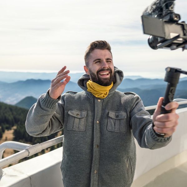 An influencer talking to a camera.